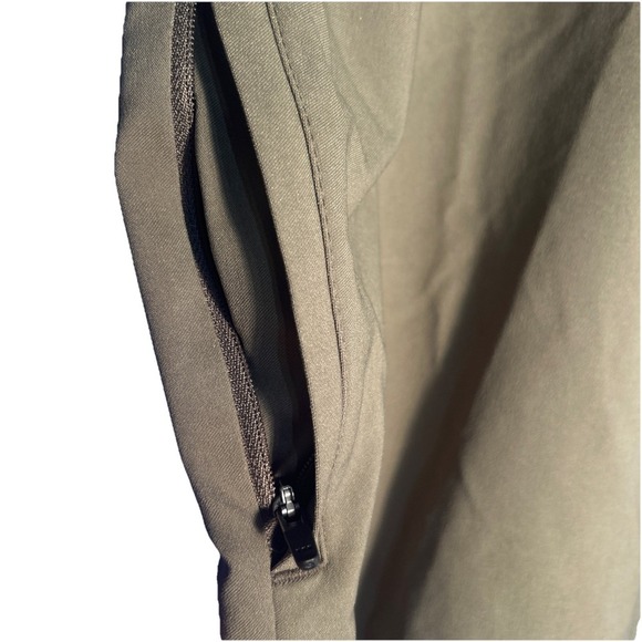 Gerry‎ Chino Shorts Modern 1750712  Mens 34 Back & 1 Leg Zipper Pockets - Picture 5 of 9